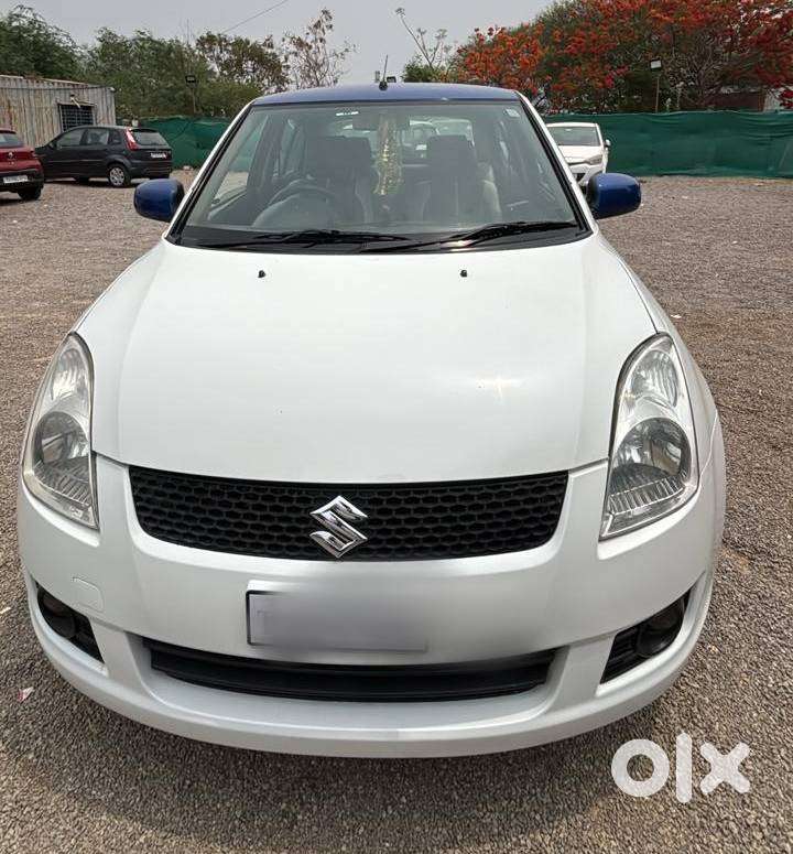 Maruti Suzuki Swift Dzire Tour Ldi, 2015, Diesel
