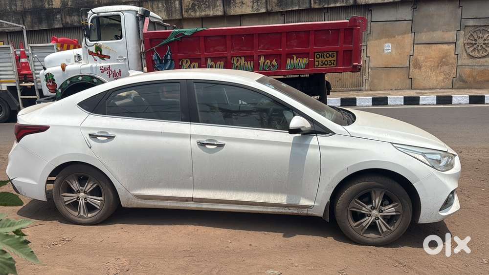 Hyundai Verna 2018 Petrol Manual Year