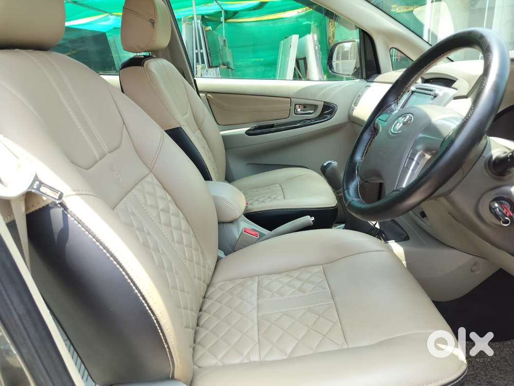 Toyota Innova 2.5 Zx 7 Str Bs-iv, 2014, Diesel