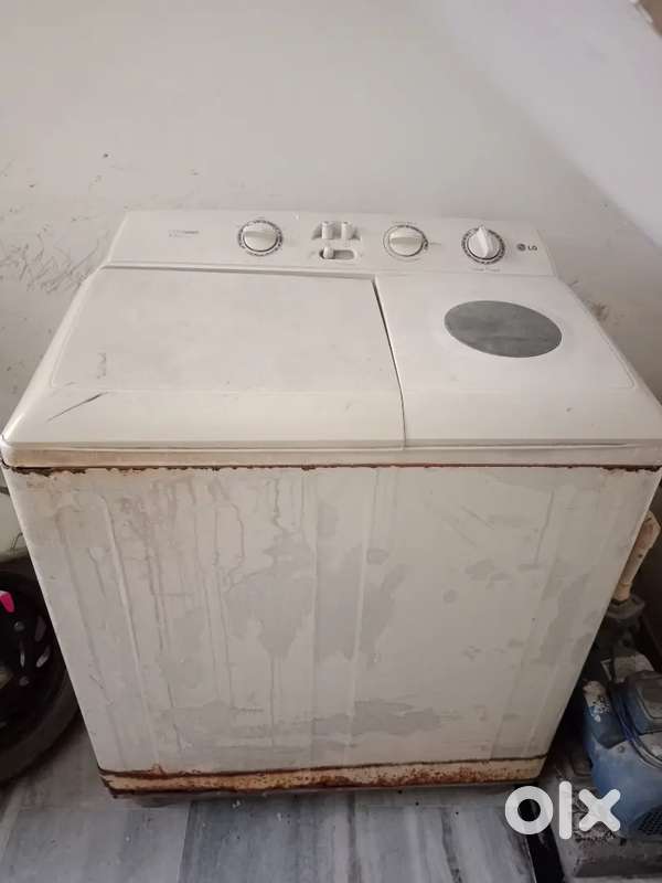 Semi LG washing machine 6.2 kg