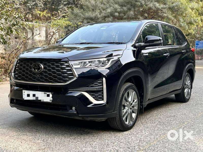 Toyota Innova Hycross 2.0 Zx (o) Hybrid 7 Str, 2024, Petrol