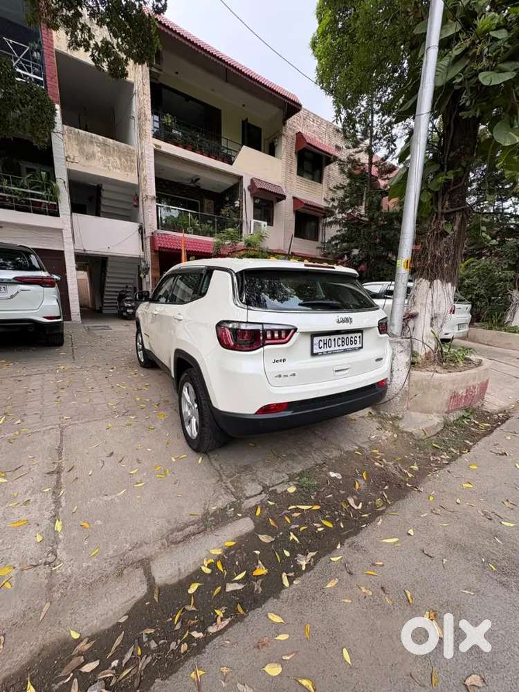 Doctor Driven Immaculate Under Warranty 41500 Kms  Company Record