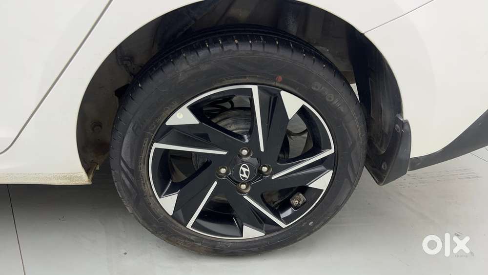 Hyundai Verna 1.5 Sx (o) Vtvt Ivt, 2021, Petrol