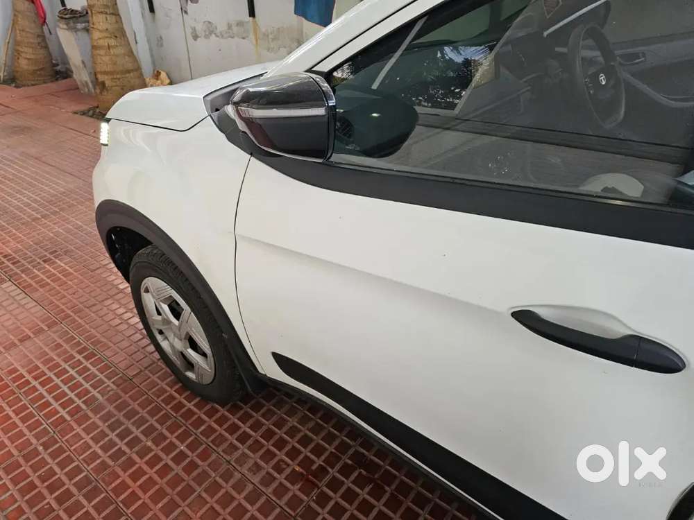 Tata Nexon Revotron 2024 Petrol