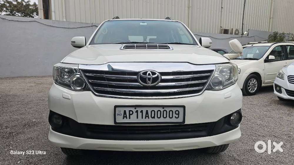 Toyota Fortuner 3.0 4x2 Mt, 2013