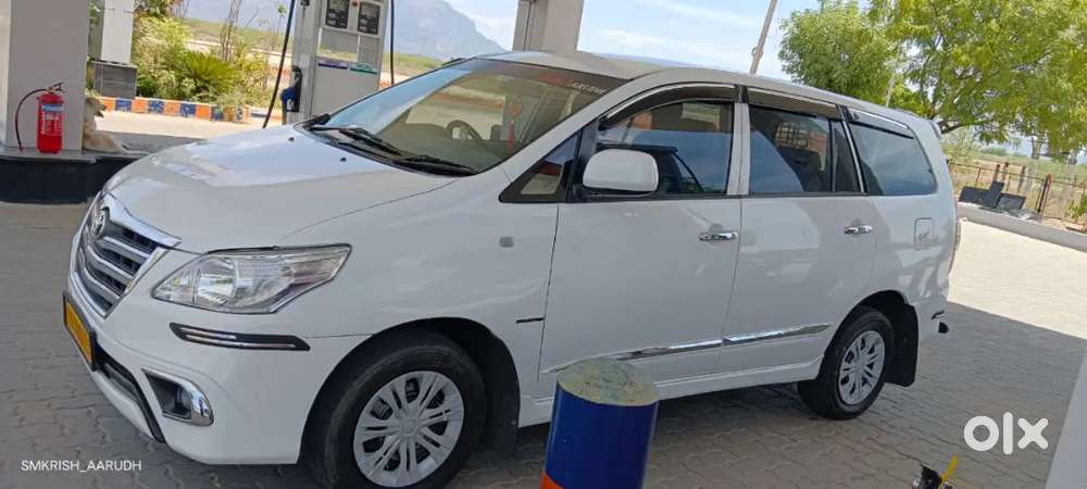 Toyota Innova 2.5 G 2012