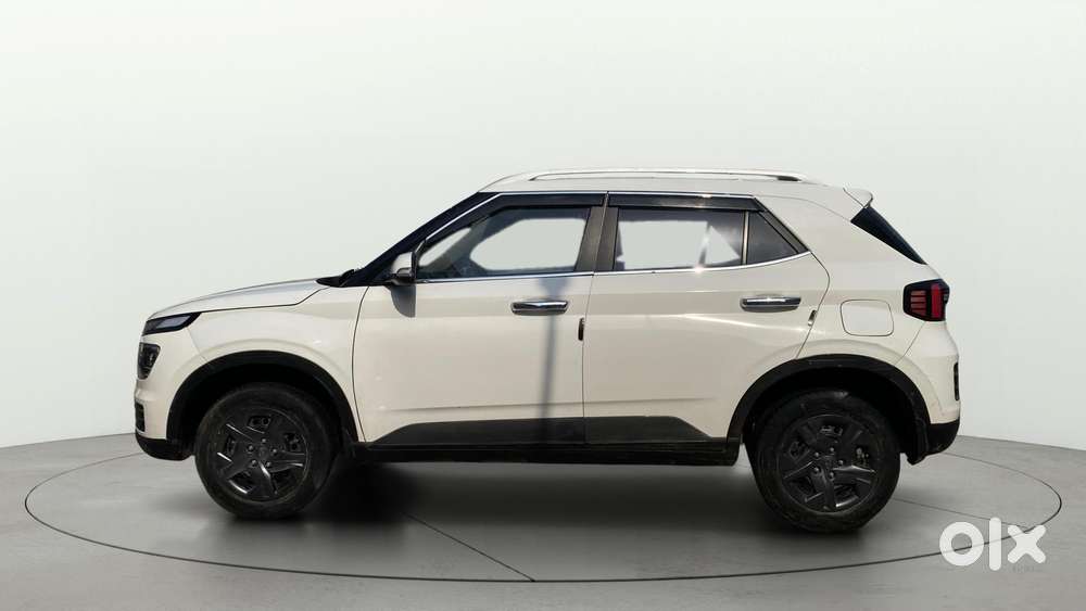 Hyundai Venue 1.2 S (o), 2023, Petrol