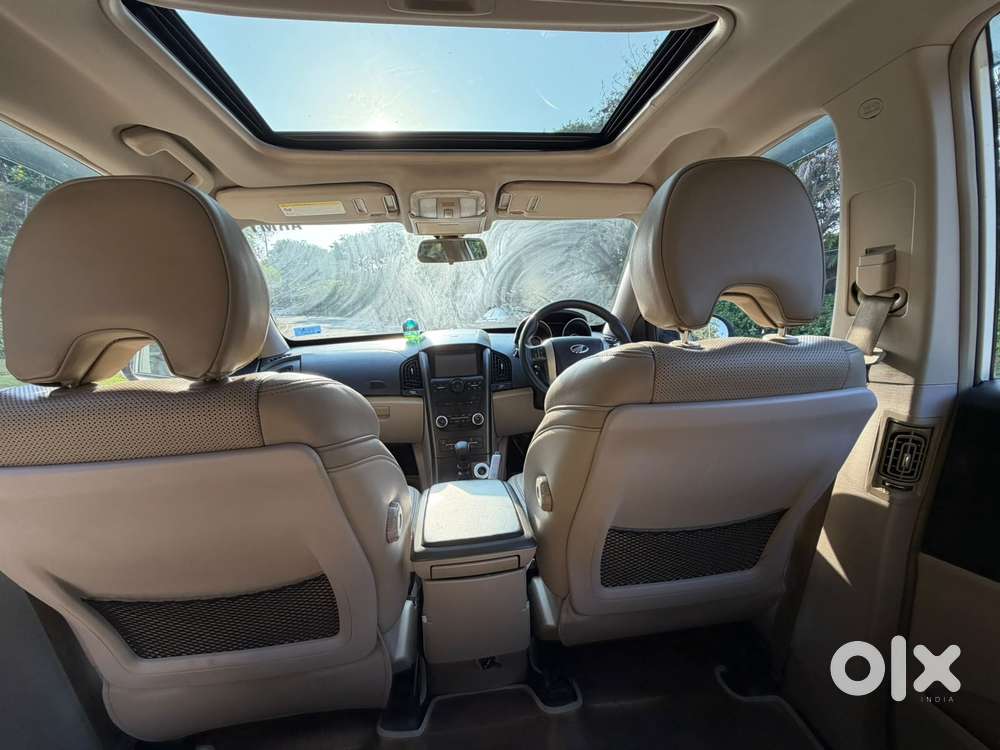 Mahindra Xuv500 2.2 W10, 2016, Diesel