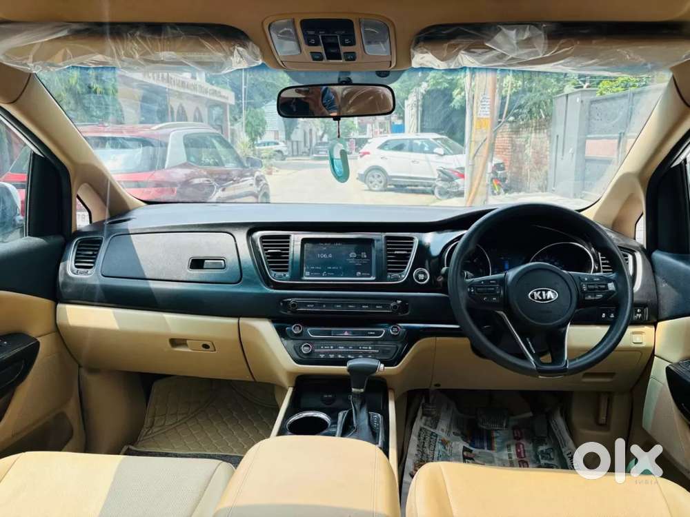 Kia Carnival Prestige, 2023, Diesel