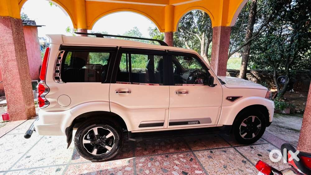 Mahindra Scorpio 2022 Diesel Well Maintained