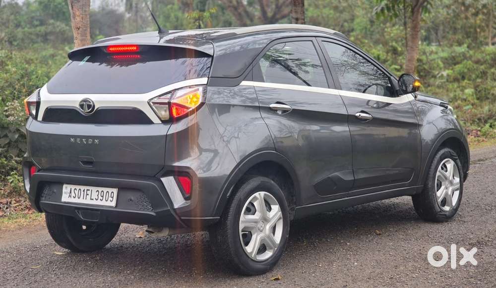 Tata Nexon 2023 Petrol 65000 Km Driven