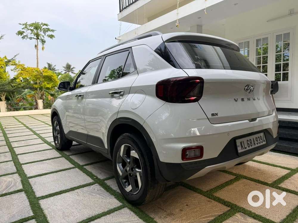 Hyundai Venue Diesel Single Owner