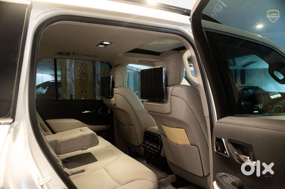 Toyota Land Cruiser Zx Petrol, 2025, Petrol