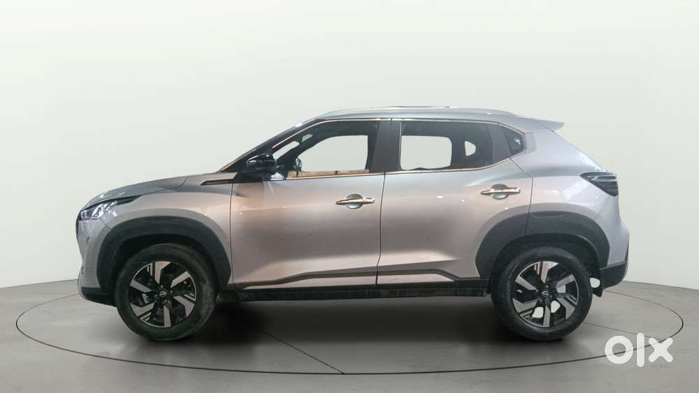 Nissan Magnite 1.0 Xv, 2025, Petrol