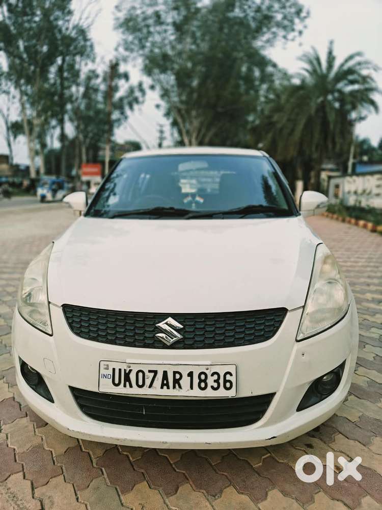 Maruti Suzuki Swift Vxi + Manual, 2012, Petrol