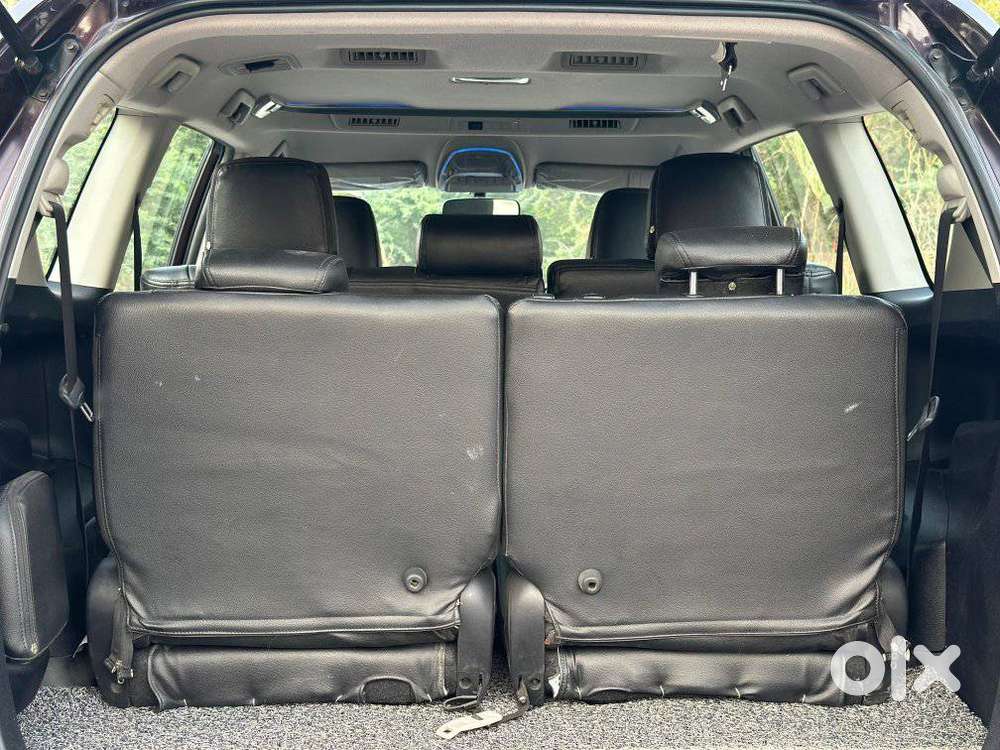 Toyota Innova Crysta 2.4 Vx Mt 8s, 2017, Diesel