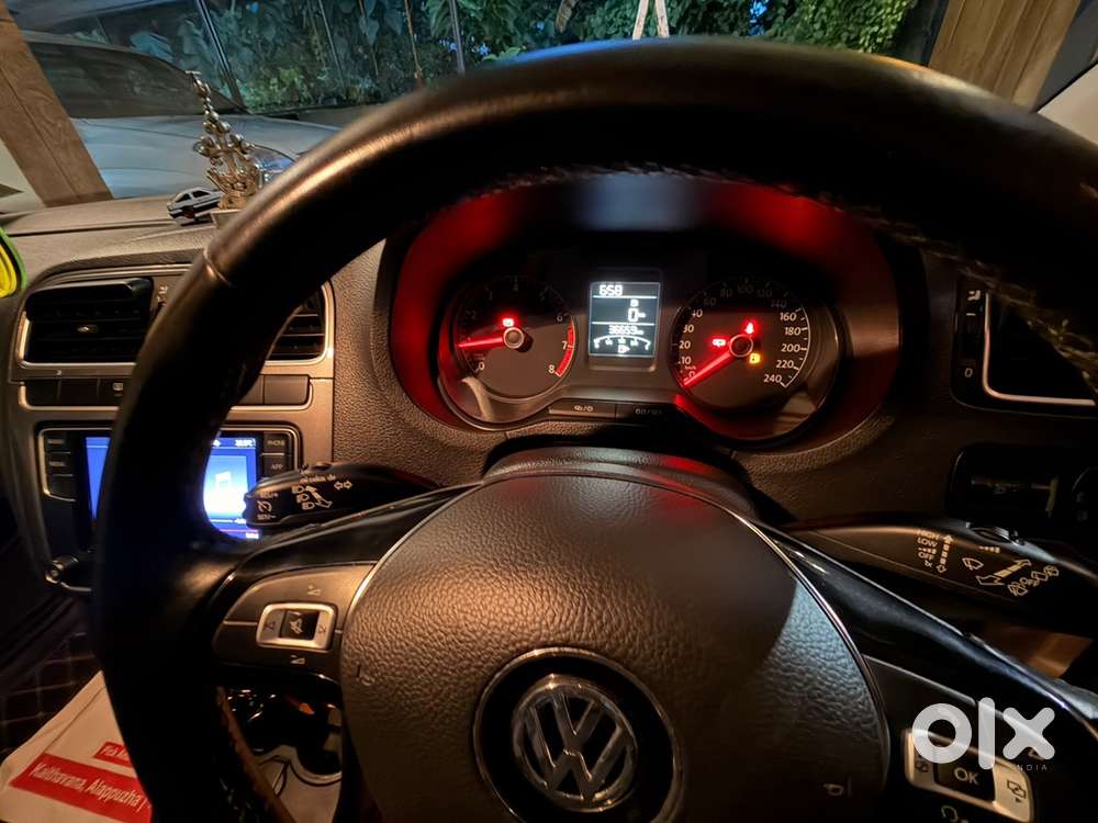 Volkswagen Polo 1.0 Tsi Highline 6 Mt Petrol 2021