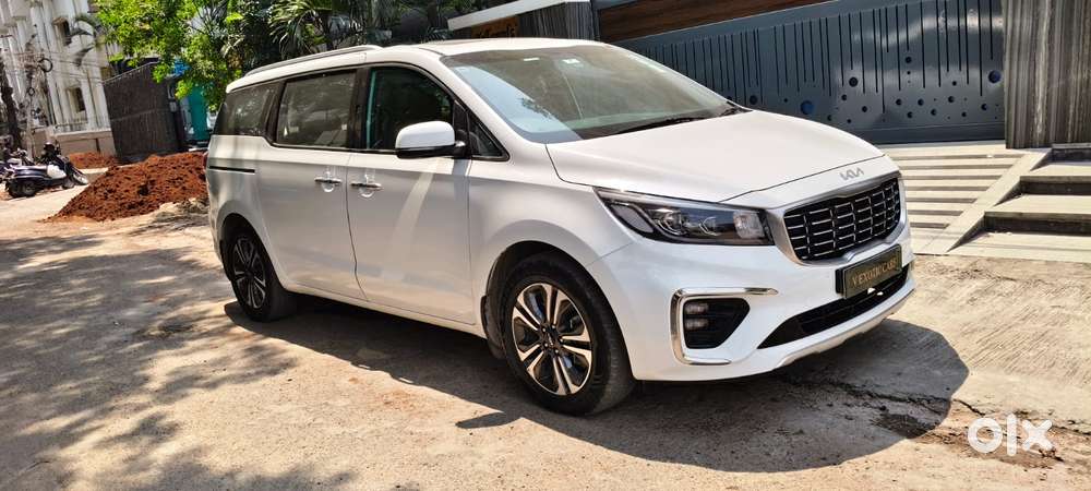 Kia Carnival Limousine Plus 7 Str, 2022, Diesel