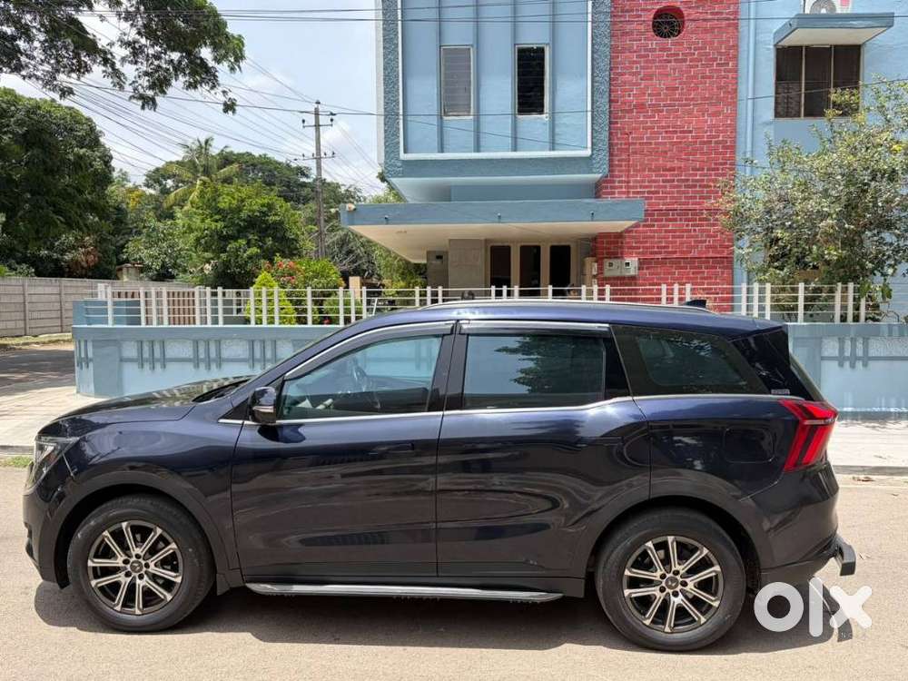 Mahindra Xuv700 2.2 Ax 7 Diesel At Luxury Pack Str Awd, 2022, Diesel
