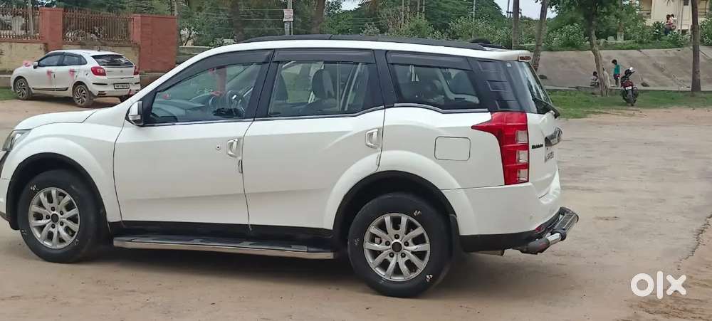 Mahindra Xuv500 W10 2015 Diesel Sunroof