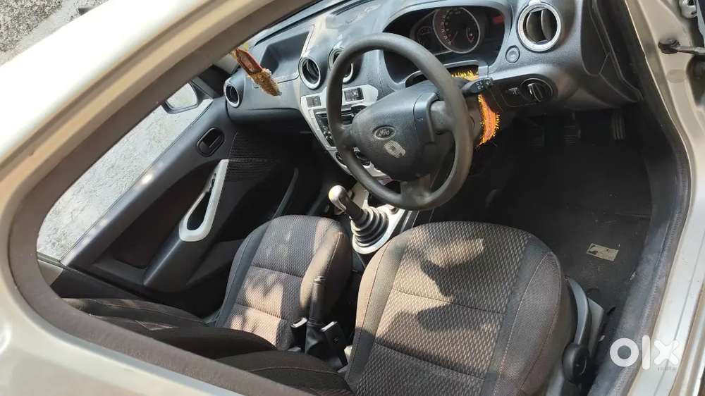 Ford Figo 1.2 Petrol 2010