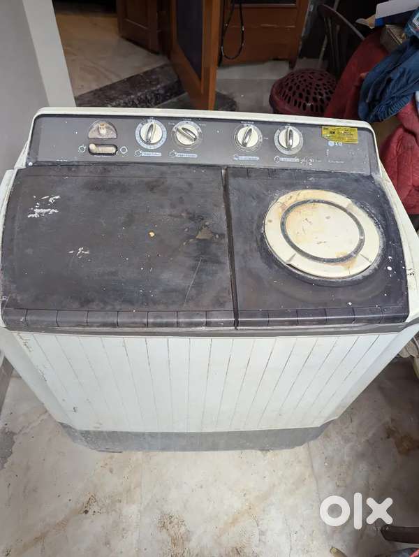 LG Semi Automatic Washing Machine