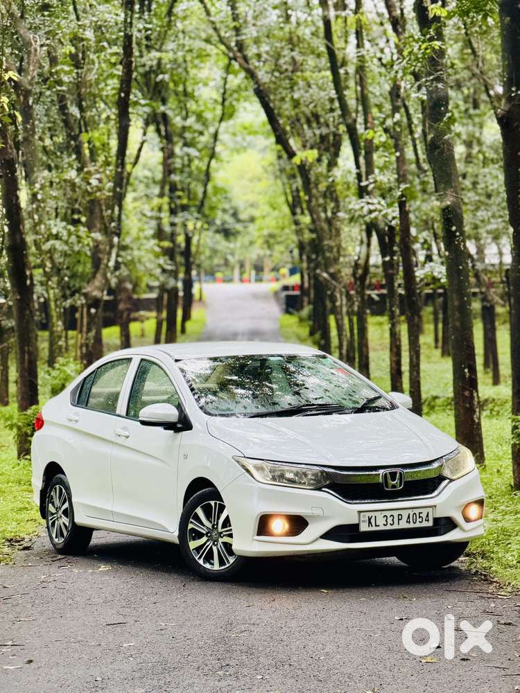 Honda City Zx Vtec Plus, 2022, Petrol