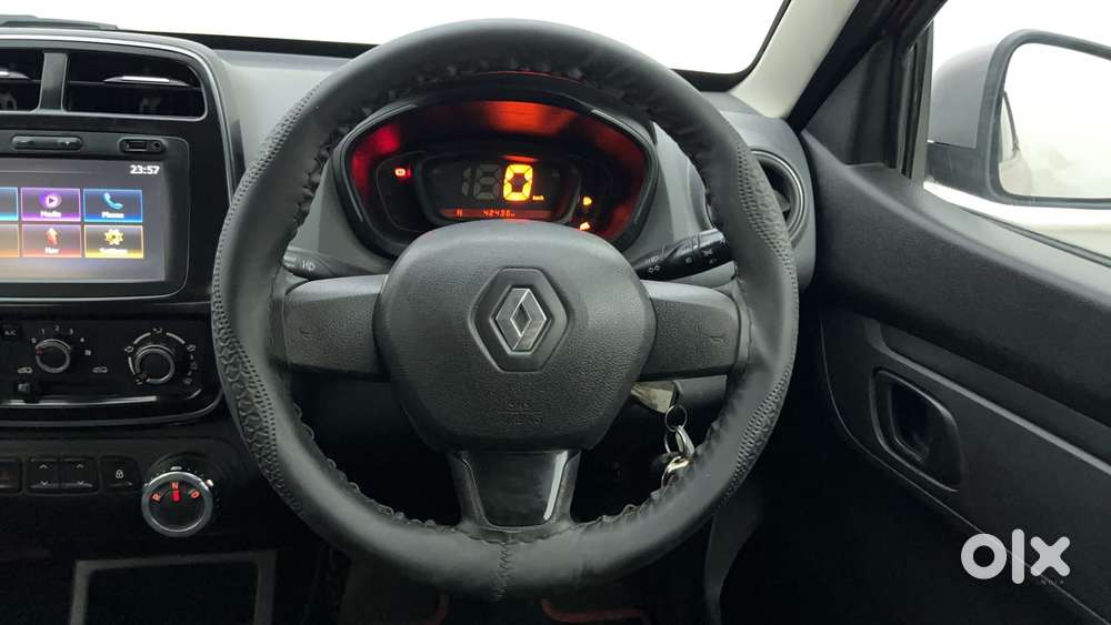 Renault Kwid 2019-ongoing 1.0 Rxt Amt (o), 2017, Petrol