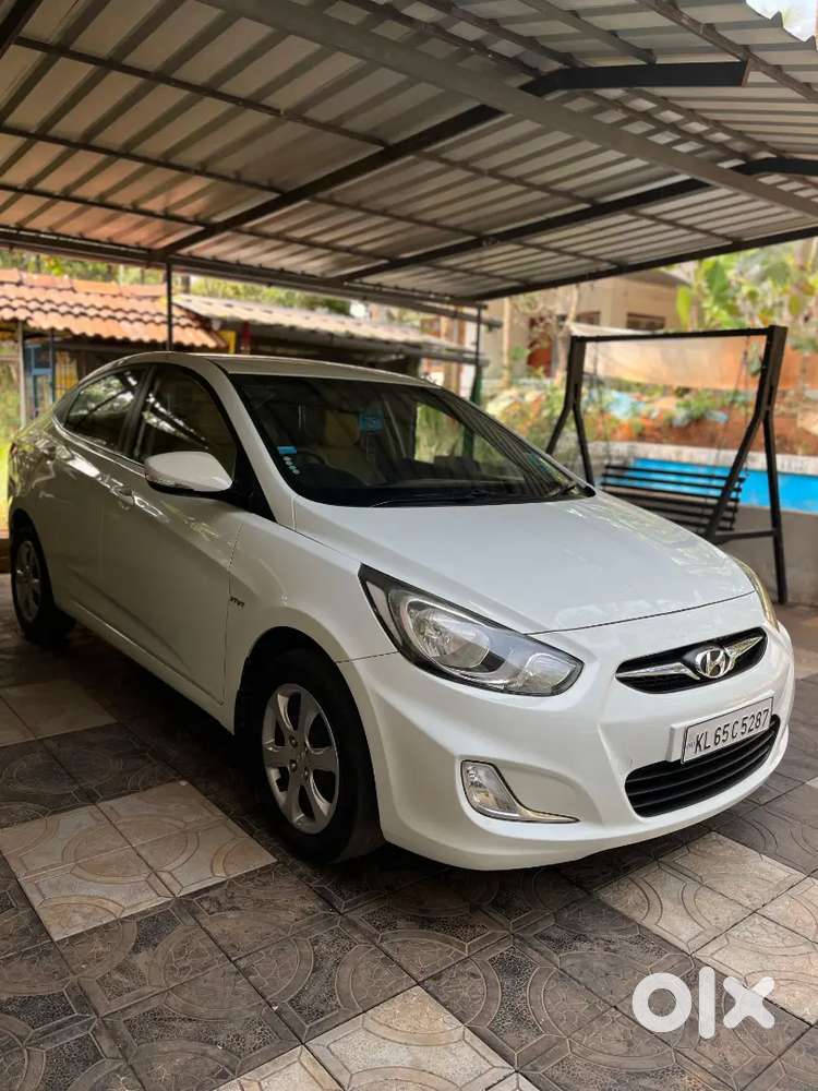 Hyundai Verna 1.6 Sx 2012
