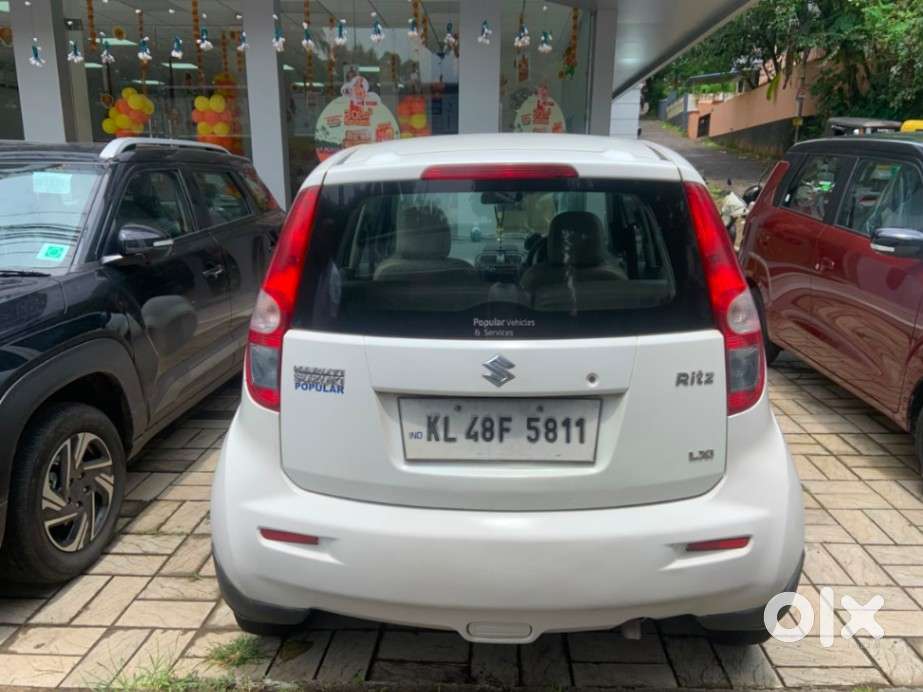 Maruti Suzuki Ritz Lxi, 2013, Petrol