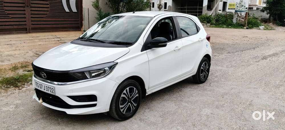 Tata Tiago 1.05 Revotorq Xt, 2024, Petrol