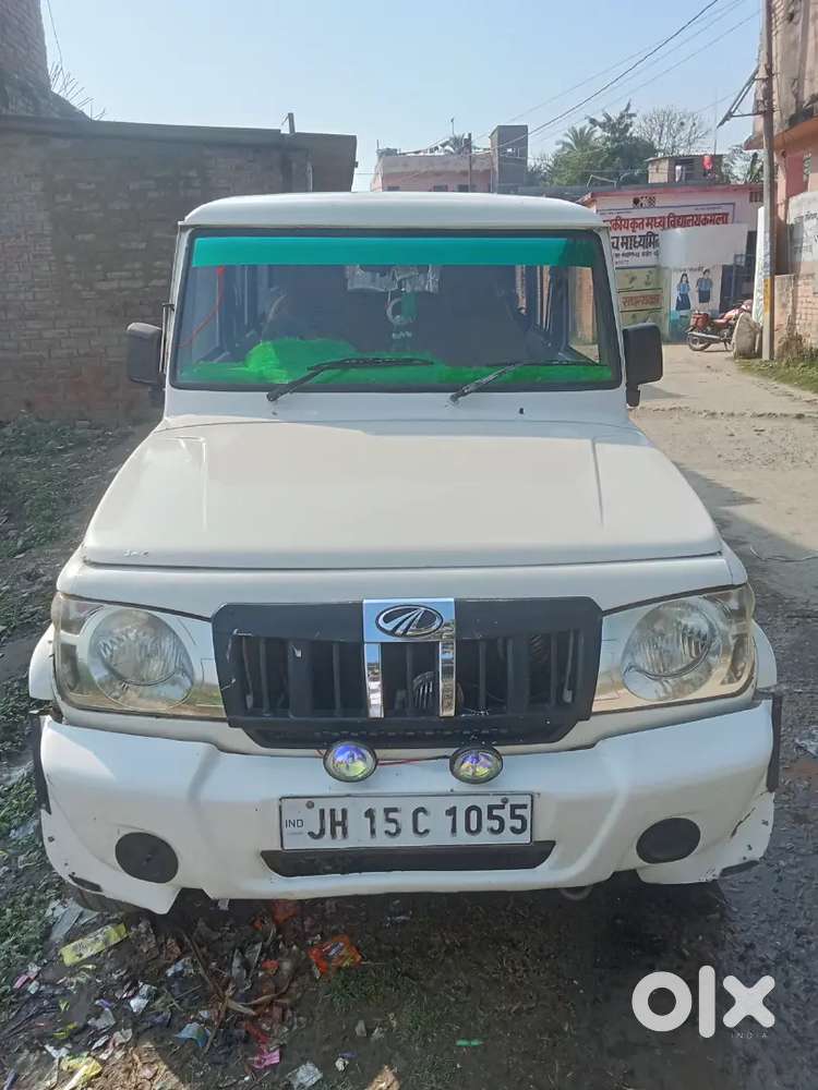 Mahindra Bolero Sle  2028  Tak Hai