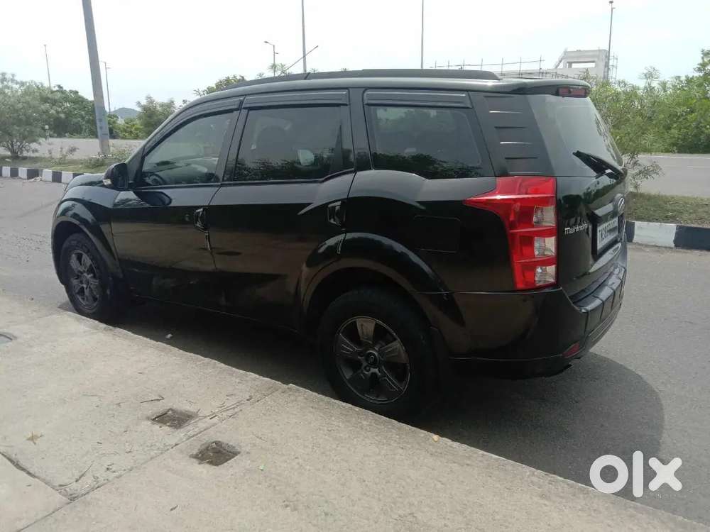 Mahindra Xuv 500 Single Owner Insurance Current Rc Copy Available