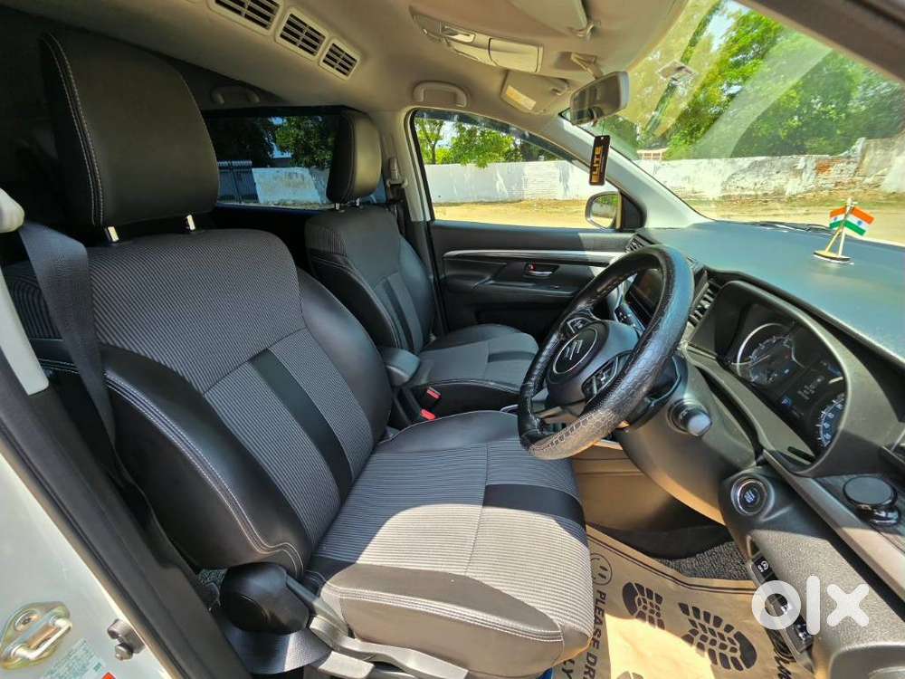 Maruti Suzuki Xl6 1.5 Zeta At, 2025, Petrol
