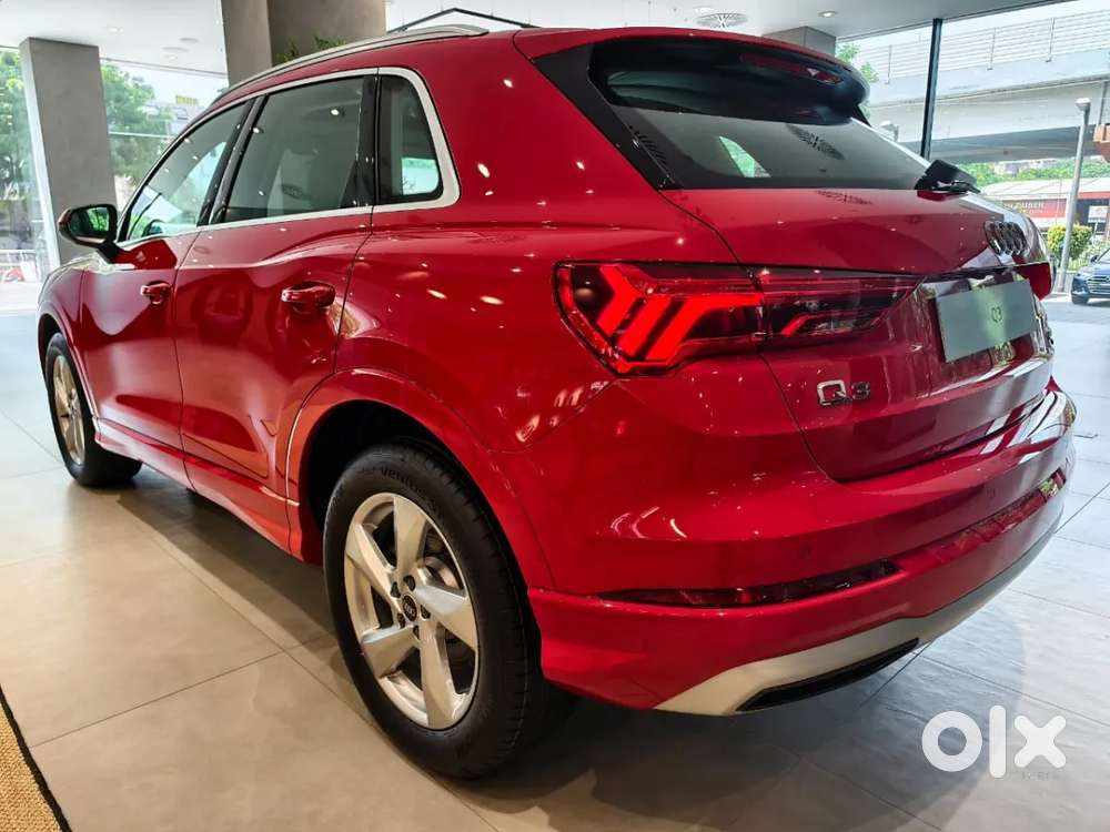 Audi Q3 40 Tfsi Premium Plus, 2026, Petrol