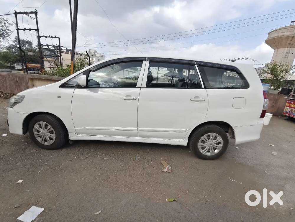 Toyota Innova 2.5 G 2015