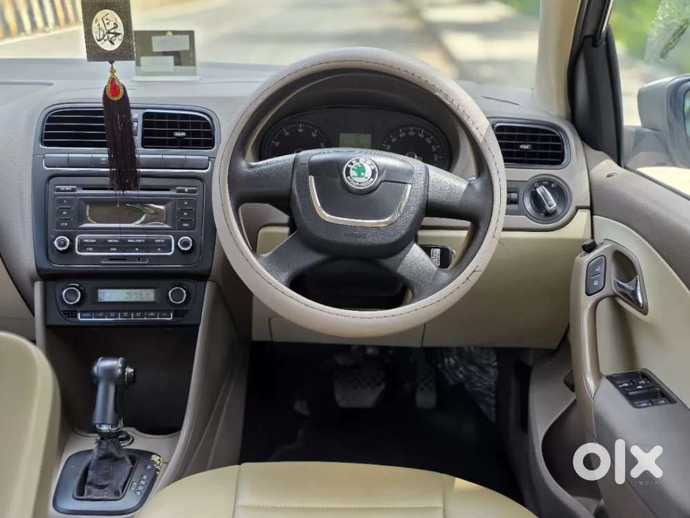 Skoda Rapid 1.6 Mpi At Elegance, 2012, Petrol