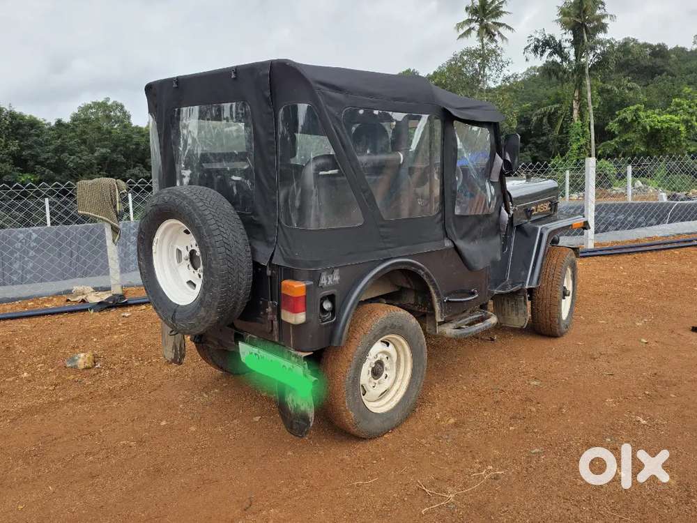 Mahindra Jeep Cj 1985