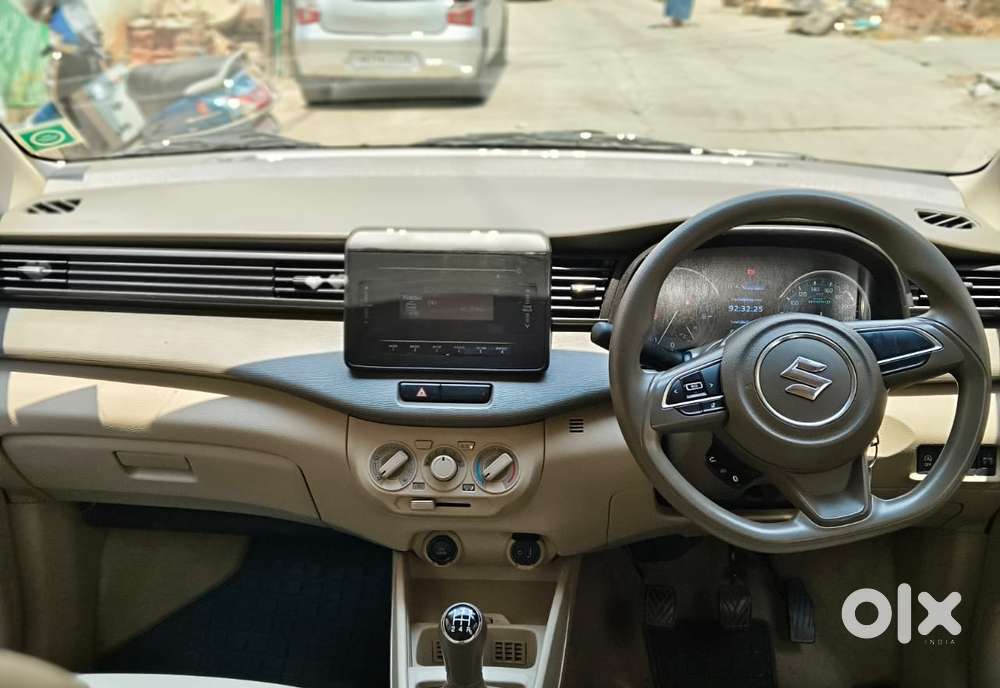 Maruti Suzuki Ertiga Vxi, 2022, Petrol