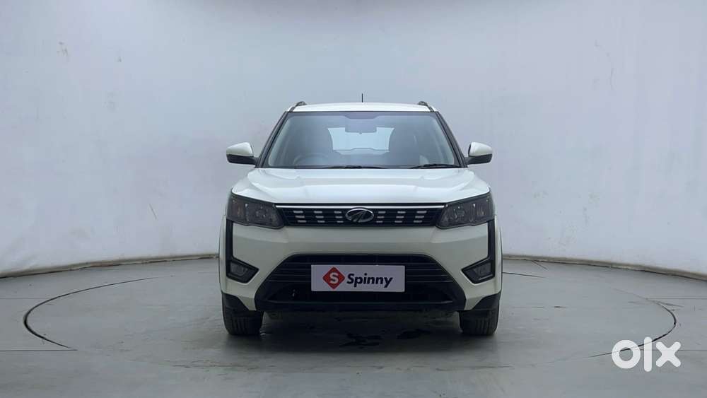 Mahindra Xuv300 1.2 W6 Amt Petrol, 2021, Petrol