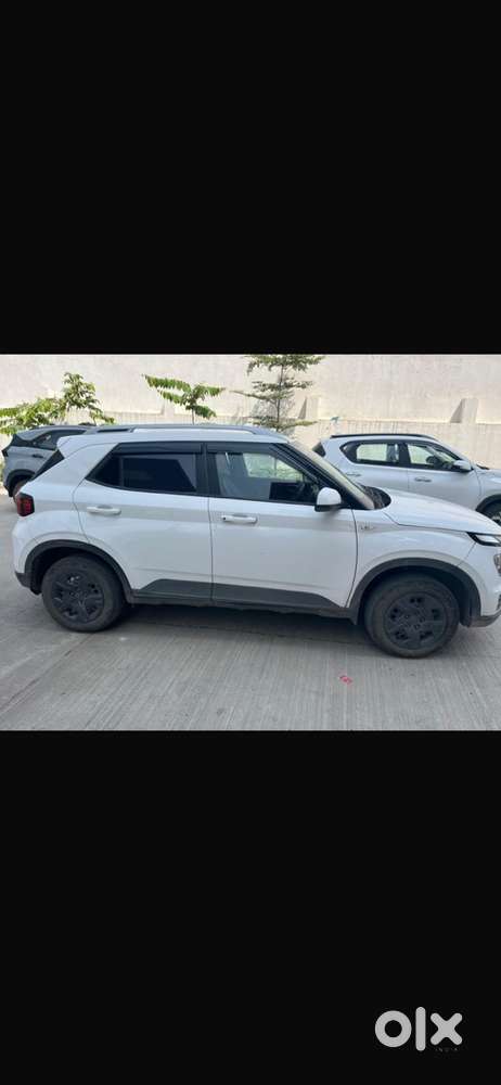 Hyundai Venue Se 2024