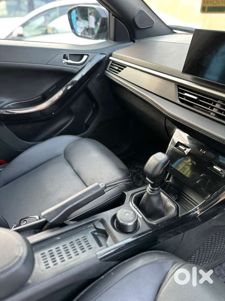 Tata Nexon, 2023, Petrol
