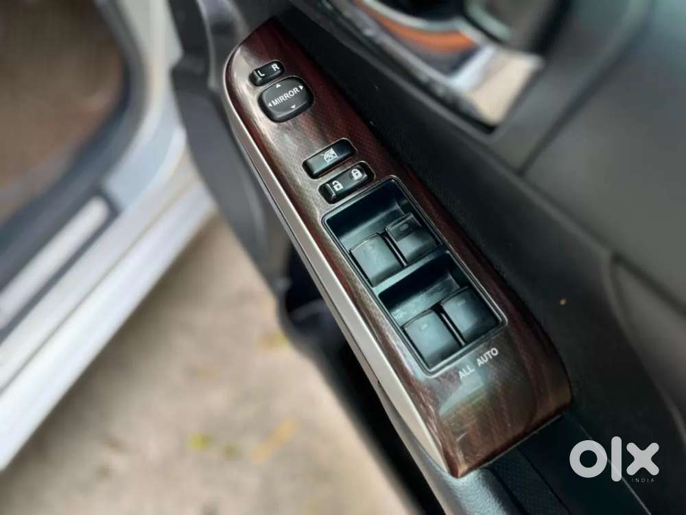 Toyota Camry Hybrid, 2018, Petrol