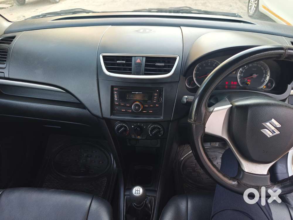 Maruti Suzuki Swift Vxi 1.2 Abs Bs-iv, 2012, Petrol