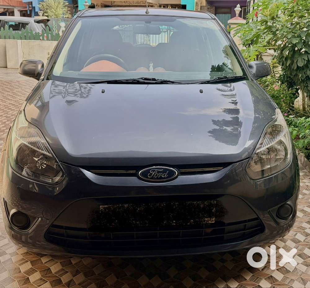 Ford Figo 2010 Manual Petrol