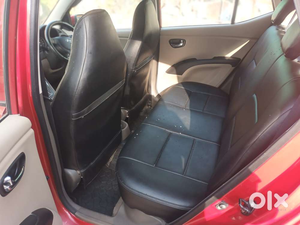 Hyundai I10 Sportz At, 2012, Petrol