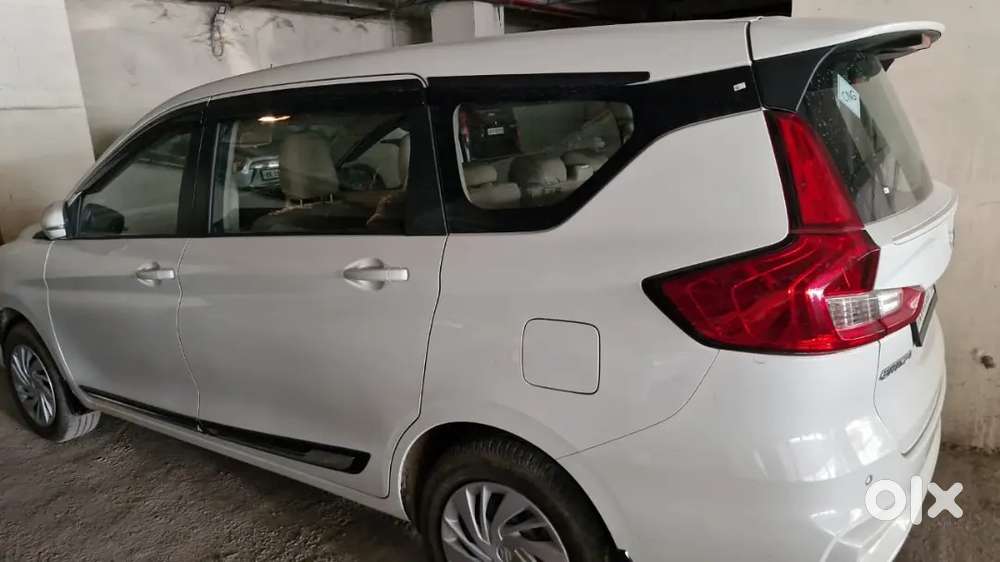 Maruti Suzuki Ertiga 2025 Vxi  Cng