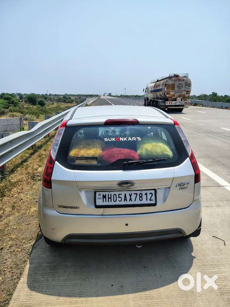 Ford Figo 2012 Diesel 105000 Km Driven