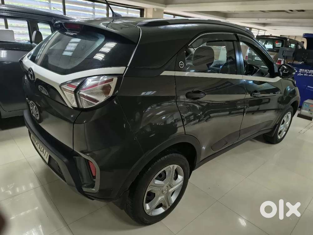 Tata Nexon 1.2 Revotron Xm, 2023, Petrol