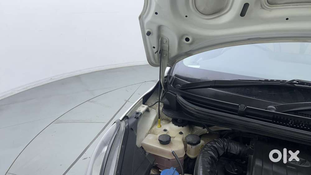 Hyundai Aura 1.2 Sx Cng, 2023, Cng & Hybrids